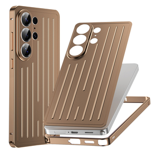 Coque de téléphone portable en alliage d'aluminium antichoc avec motif de bagage magnétique de la série Alloy Travel et cadre givré pour S26 Ultra - Product Image 5