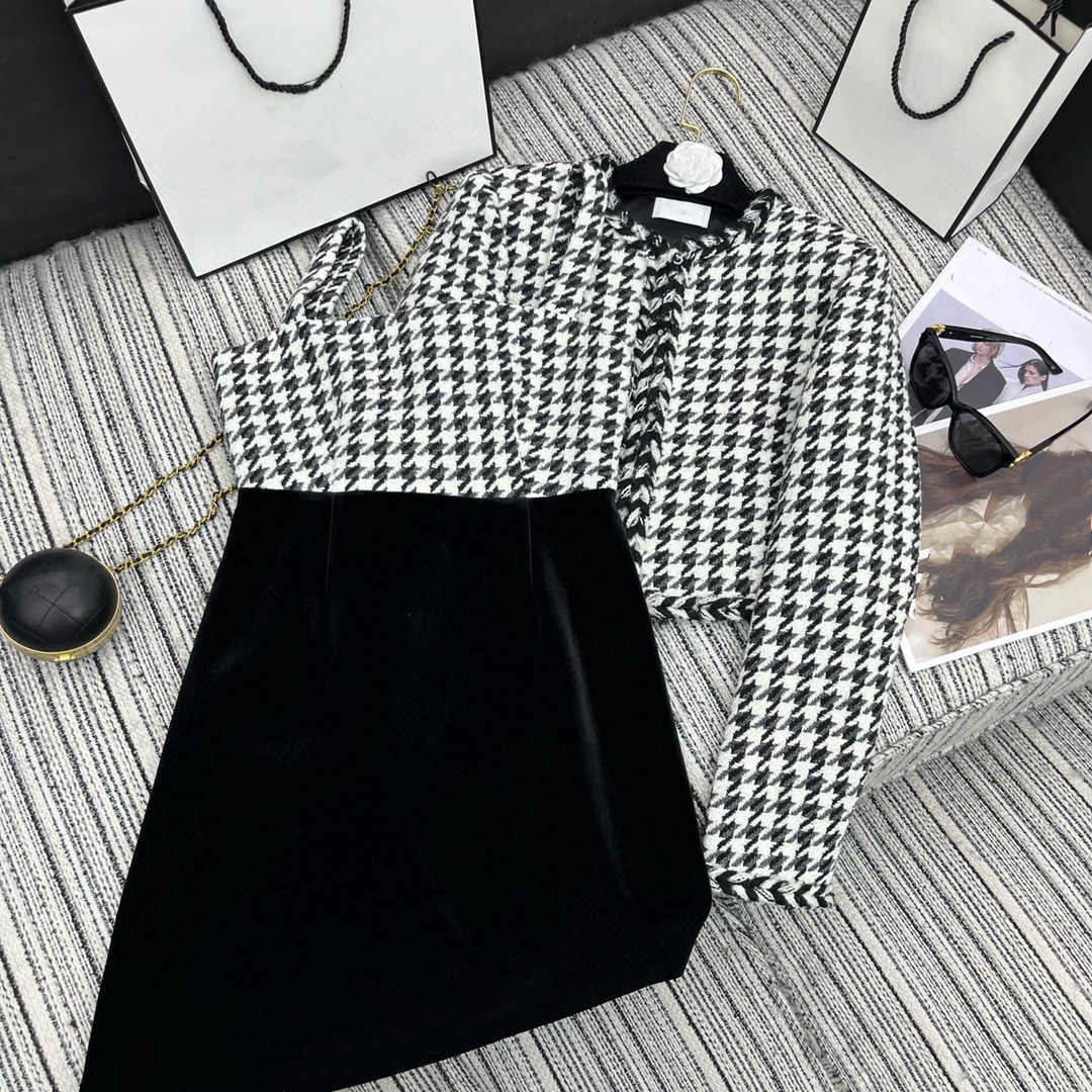 Trending: Dress with Short Jacket 2024's Fashion Fusion