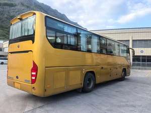 Autobús de segunda mano altamente configurado 6107 39 asientos Euro 4 Estándar de emisión Fataste Transmisión Combustible diésel usado Stock disponible - Product Image 3