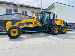 Liugong 4165D Motor Grader Marca China Equipo de construcción de carreteras Heavy Duty Hydraulic Grader con cabina cómoda - Product Image 4