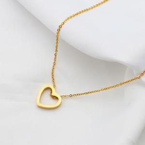 Stainless Steel Hollow Heart Necklace For Women Summer 18k Gold Couple Collarbone Chain Colorfast Jewelry Gift - Product Image 2