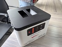 Chargeur solaire Vmaxpower 300W - Votre centrale électrique compacte pour l'extérieur
