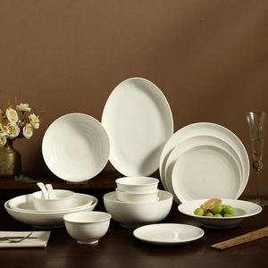 <span class=keywords><strong>Service</strong></span> <span class=keywords><strong>de</strong></span> <span class=keywords><strong>table</strong></span> élégant <span class=keywords><strong>en</strong></span> céramique sans plomb et <span class=keywords><strong>de</strong></span> qualité supérieure pour la maison, l'hôtellerie et les entreprises <span class=keywords><strong>de</strong></span> restauration - Product Image 1