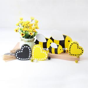 Abeille bois mignon ornements jaune coeur enfants cadeau bureau décorations populaire décoration <span class=keywords><strong>de</strong></span> la maison 2023 - Product Image 1