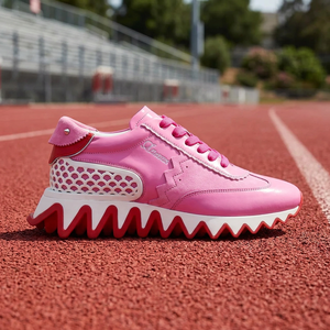 Nouvelles Chaussures Décontractées Antidérapantes 2026 CL Tendance Européenne Effet Vague de Requin pour Hommes et Femmes, Modèle Couple, en Cuir de Vachette, Idéales pour la Course et les Activités de Plein Air - Product Image 3