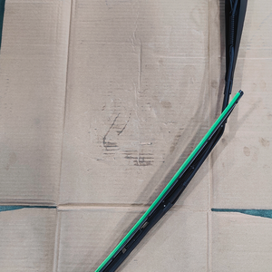 Essuie-glace de camion Sinotruk Howo Parts DZ16251740020 Essuie-glace de pare-brise standard OEM - Product Image 6