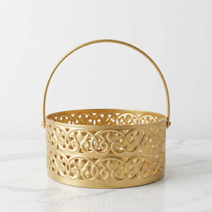 Cesta de metal redonda de corte láser de latón AK con asa en acabado dorado para decoración de hotel/decoración del hogar - Product Image 4