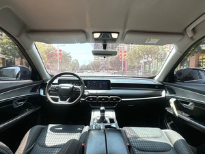 Jetour X70 Plus d'<span class=keywords><strong>occasion</strong></span> gris 1.5T automatique, SUV, 5/<span class=keywords><strong>7</strong></span> <span class=keywords><strong>places</strong></span>, conduite à gauche, prêt à l'exportation - Product Image 2