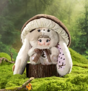 Authentique Nuomi Nommi 400% champignon chapeau en peluche boîte aveugle poupée mignonne à la mode jouer à la main ornement poupée - Product Image 1