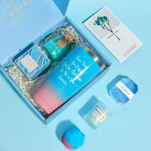 Set <span class=keywords><strong>Regalo</strong></span> da Bagno Creativo Stile Instagram con Candela Profumata e Prodotti per la Cura Personale per Coppie di Nuova Generazione - Product Image 3