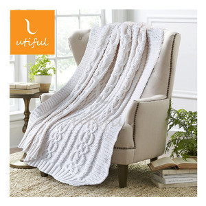 Couverture en <span class=keywords><strong>tricot</strong></span> de chenille de polyester de câble <span class=keywords><strong>blanc</strong></span> moutarde solide ultra douce et chaude pour la décoration intérieure - Product Image 1
