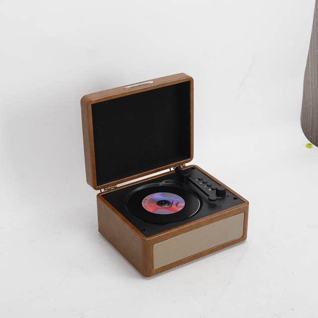 New Retro Portable Whatplus CD Player