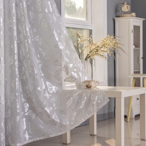 Tende Trasparenti di Lusso con Stampa Floreale in Rilievo Argentato, Stile Nordico Perforato, Semi-Oscuranti, Personalizzabili, Filtranti la Luce - Product Image 2