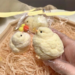 Juguete de Pollo TPR Hecho a Mano, Súper Suave, Lindo y Antiestrés para Adultos y Niños - Product Image 3
