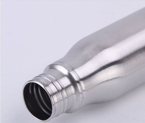 Bouteille d'eau isotherme en acier inoxydable 500 ml, durable, portable avec poignée et couvercle, écologique pour le cyclisme et les sports de plein air - Product Image 3