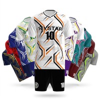 Jersey Sepak Bola Musim Panas Pria OEM Custom, Celana Pendek Senada, Ringan, Bernapas, Cepat Kering, Kerah Bulat, Poliester, Tim Profesional