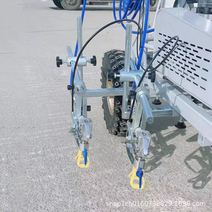 Machine de marquage au sol à pulvérisation à froid, manuelle, design compact, pour le marquage des parkings, des usines et des routes - Product Image 2