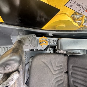 Performances élevées pour les chantiers de construction et les travaux d'infrastructure, excavatrice sur chenilles Komatsu PC220 d'occasion de 22 tonnes - Product Image 3