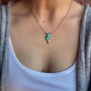 Collier pendentif éclair vintage pour femmes, style punk, collier à breloques turquoise, bijoux bohèmes simples - Product Image 5