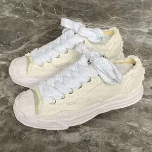 Zapatillas de Lujo de Diseño Bajo para Hombre y Mujer MY Hank OG Sole Canvas con Puntera Negra, Estilo Casual para Caminar - Product Image 2