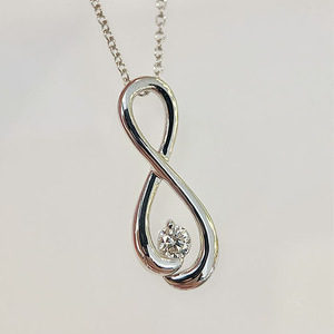 Collier pendentif minimaliste en forme de huit pour femme, incrusté de pierres étincelantes, longue chaîne, bijou tendance, idéal pour le quotidien, cadeau - Product Image 1