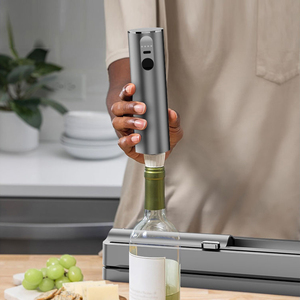 Système de mise sous vide 2-en-1, 130W, machine de mise sous vide automatique pour usage domestique, avec scelleuse sous vide manuelle rechargeable - Product Image 3