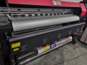 Máy In Vinyl Kỹ Thuật Số Tốc Độ Cao 1.8M Cạnh Tranh 5ft Máy In Phun Máy In Phun Dung Môi Sinh Thái Với Một Hoặc Hai Đầu - Product Image 2