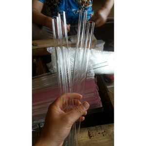 Tubes en verre pour usage en laboratoire, longueur 100 mm, équipement scientifique transparent et clair - Product Image 1