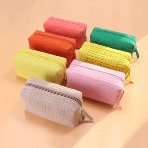 2023 Custom Travel Small Green Quilted Cosmetic Pouch with nylon zipper Woman Towelling Terry Cloth Makeup Bag For Travel