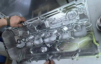 Couvre-culbuteur en aluminium 6061 sur mesure, usiné avec précision par tournage et fraisage CNC pour le Barra 4.0L