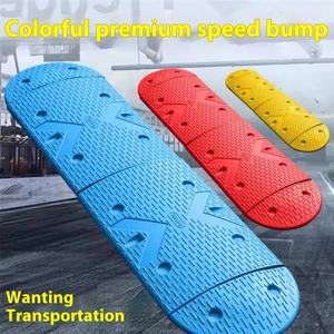 रंगीन रबर की गति कारों के लिए सड़क सुरक्षा आंखों को पकड़ने वाली सुविधाओं के लिए लाल नीले पीले रंग की क्लासी वृद्धि - Product Image 2