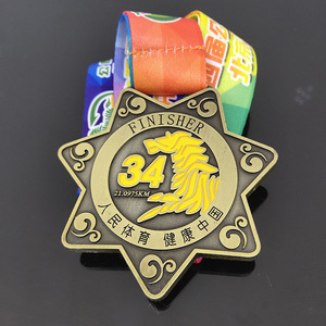 Apribottiglie Portachiavi in Lega di Zinco - Ciondolo Multifunzione - Logo Aziendale Personalizzato - Vendita all'Ingrosso per Commercio Estero MOQ 50 - Product Image 2