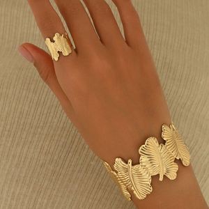 Ensemble de bijoux haut de gamme pour femme, style européen et américain, bracelet en métal feuille, polyvalent, pour le bureau, tendance, BAZAR - Product Image 2