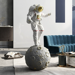 2023 nouveaux ornements d'astronaute astronaute Livehouse Bar KTV sol Sculpture ornement fabricant personnalisé - Product Image 2