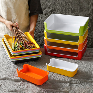 Plateaux rectangulaires en mélamine couleur unie pour service de fondue et barbecue en restaurant - Product Image 1
