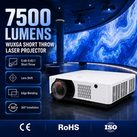 Projecteur laser à courte focale WUXGA de 7 500 lumens avec déplacement de l'objectif et fusion des images pour une projection immersive