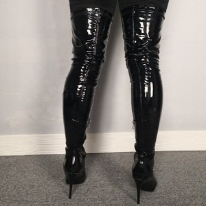 Bottes hautes pour femme, taille 47, ajustées, avec empeigne réfléchissante, fermeture éclair latérale, talon aiguille, bout pointu, longues, au-dessus du genou - Product Image 5