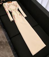 Gaun pesta wanita model slim fit, kerah O-neck, lengan panjang, bordir manik-manik rhinestones, bunga, maxi, putih polos, formal