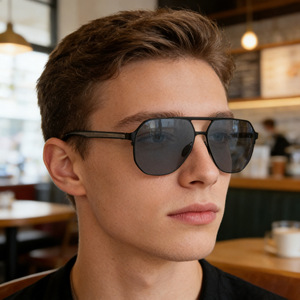 Nouvelles lunettes de soleil polarisées carrées de style européen et américain pour hommes, monture en métal, verres TAC, protection UV400, couleur noire - Product Image 5
