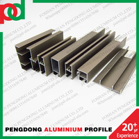 Profilés de fenêtres et de portes en aluminium de Foshan, matériau personnalisé sur mesure