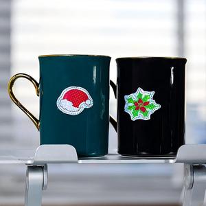 โรงงานผลิตสติกเกอร์ไวนิล PET ลายหนังงูโฮโลแกรมแบบม้วน ตัดตามแบบ  ติดด้วยตัวเองได้ - Product Image 5