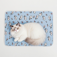 Couverture auto-rafraîchissante lavable pour chien avec impression de motif pour sièges de voiture intérieurs et extérieurs