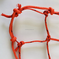 Filet de sécurité rouge en PE noué pour station de ski, filet de protection haute résistance pour piste de ski, directement de l'usine, 70mm*70mm, personnalisable