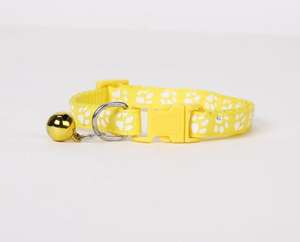 Verstellbares Premium Reflektierendes Nylon-Haustierhalsband mit Schnellverschluss Luxuriöses Einfarbiges Muster mit Glocke Personalisiert für Katzen und Hunde - Product Image 4