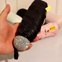 Parapluie tout-en-un anti-soleil et anti-pluie orné de diamants, en stock, avec armature en acier, en fibre de polyester, portable, léger et pliable