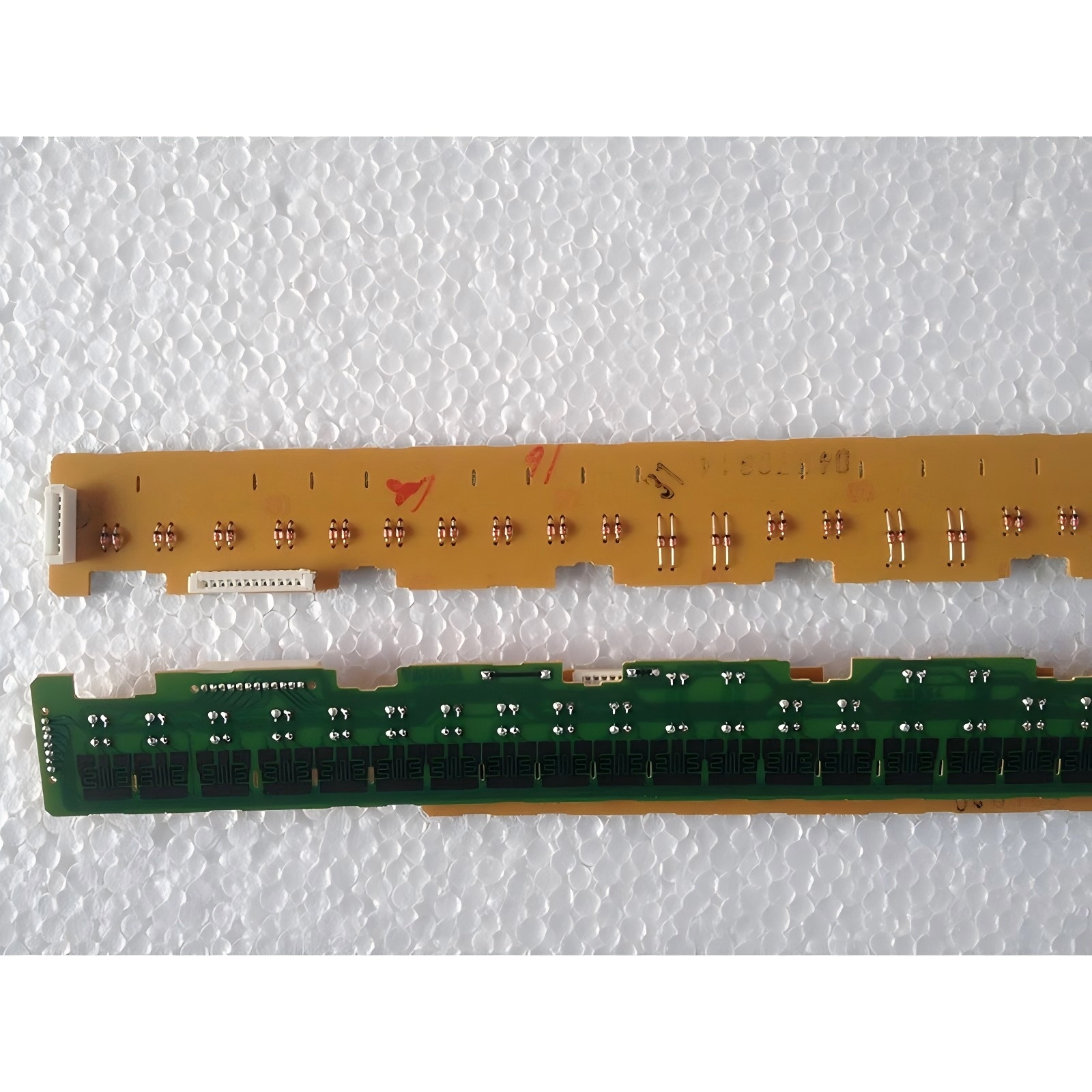 yamaha psr s670 x2336 key contact board