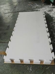 Tổng hợp <span class=keywords><strong>ICE</strong></span> <span class=keywords><strong>Rink</strong></span> gạch cho con lăn trượt băng sàn Skate Board thân thiện với môi bền PE tùy chỉnh 100% Trinh Nữ <span class=keywords><strong>HDPE</strong></span> bán - Product Image 5