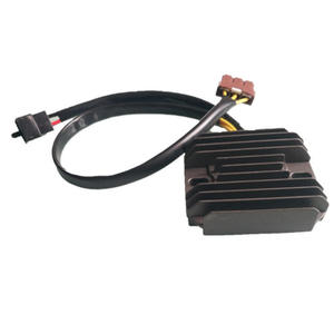 Regolatore di Tensione Raddrizzatore per Piaggio Beverly <span class=keywords><strong>500</strong></span> <span class=keywords><strong>Aprilia</strong></span> AP8127205 AP8127809 Gilera Nexus SP IE <span class=keywords><strong>500</strong></span> 639110 02602400 - Product Image 1