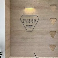 Panel Dinding Veneer Batu Buatan Lembaran Travertin Fleksibel MCM untuk Dekorasi Kantor, Ruang Tamu, dan Koridor