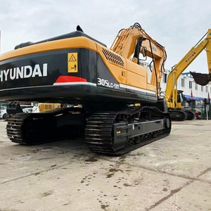 Excavatrice sur chenilles d'occasion HYUNDAI 305LC-9T de 30 tonnes pour opérations en carrière de calcaire, adaptée aux terrains difficiles et aux opérations de démolition - Product Image 5